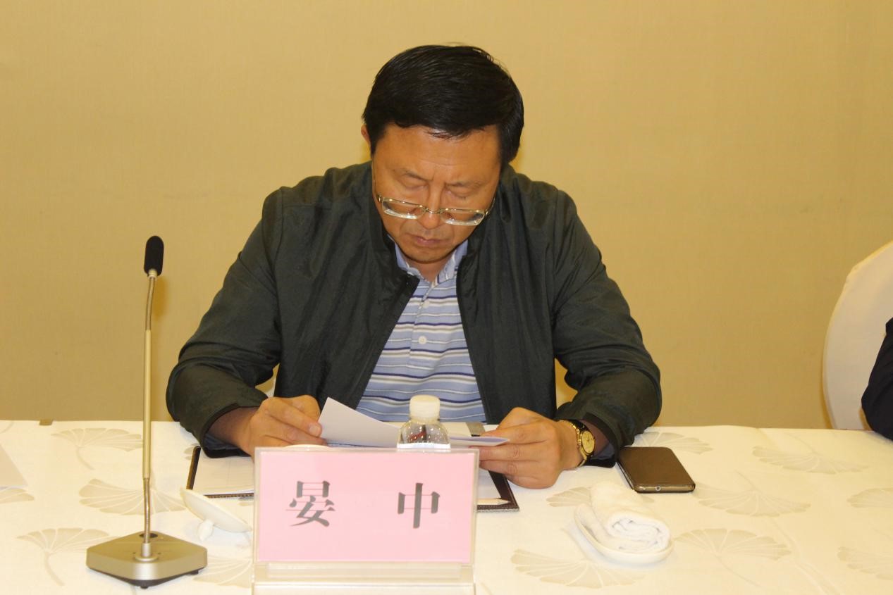 云南省机关事务管理局副局长晏中同志汇报有关情况