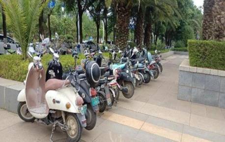 说明: 355b309f771a24fa1677cb760bd06d9f